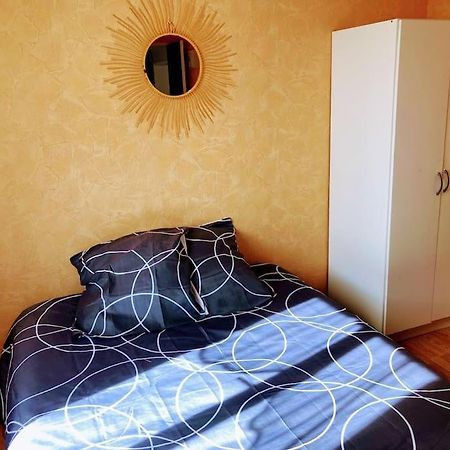 Studio 6 Avec Wifi Limoges Luaran gambar